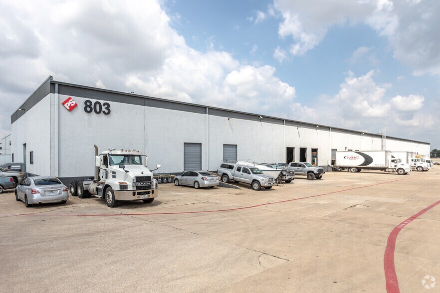 More Photos Of 756 Port America Pl, Grapevine Unknown For Lease