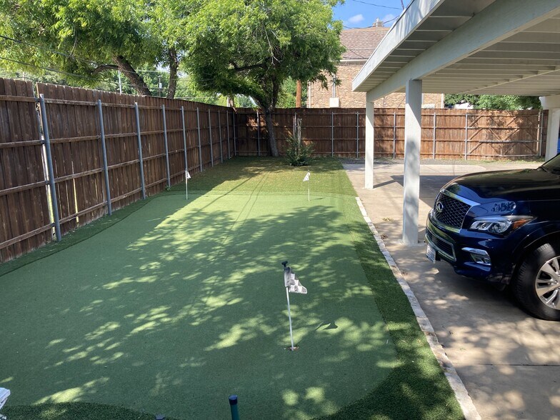 More Photos Of 4344 Congress Ave, Dallas Office For Sale