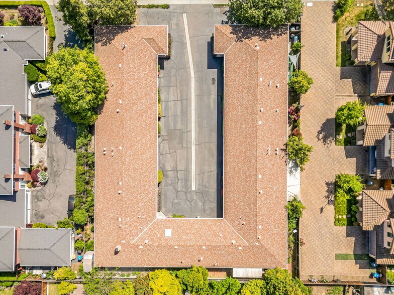 More Photos Of 1120 Bonita Ave, Mountain View Apartments For Sale