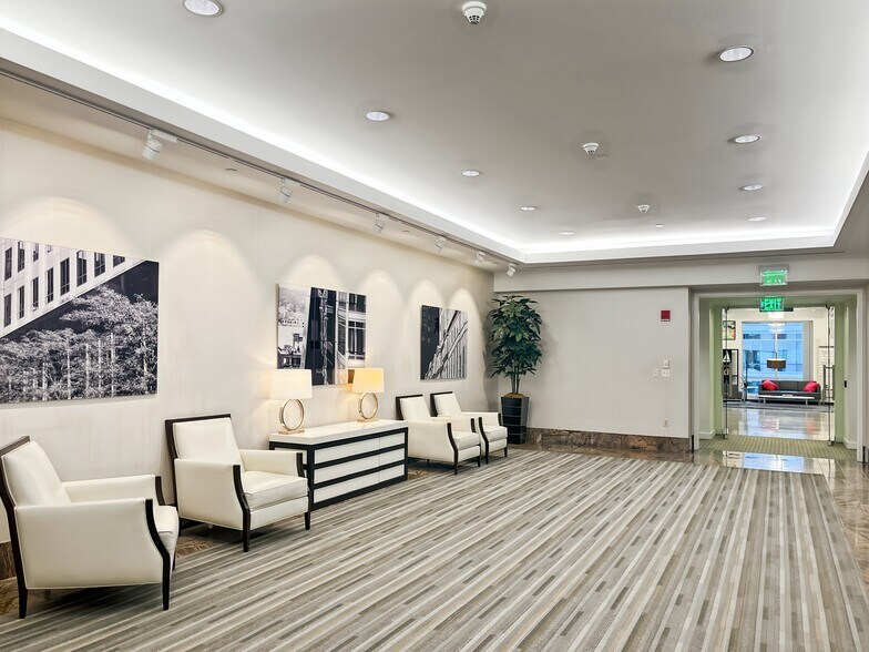 More Photos Of 1 Marina Park Dr, Boston Coworking Space