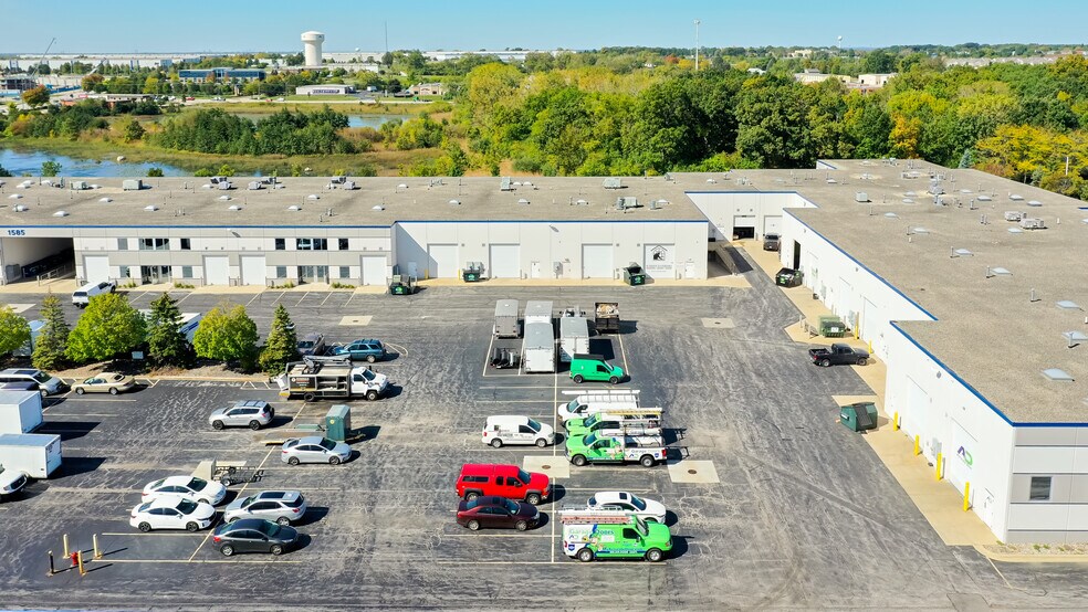 More Photos Of 1585 Beverly Ct, Aurora Warehouse For Lease