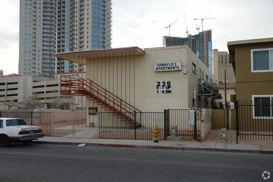 More Photos Of 239 W Cleveland Ave, Las Vegas Apartments For Sale