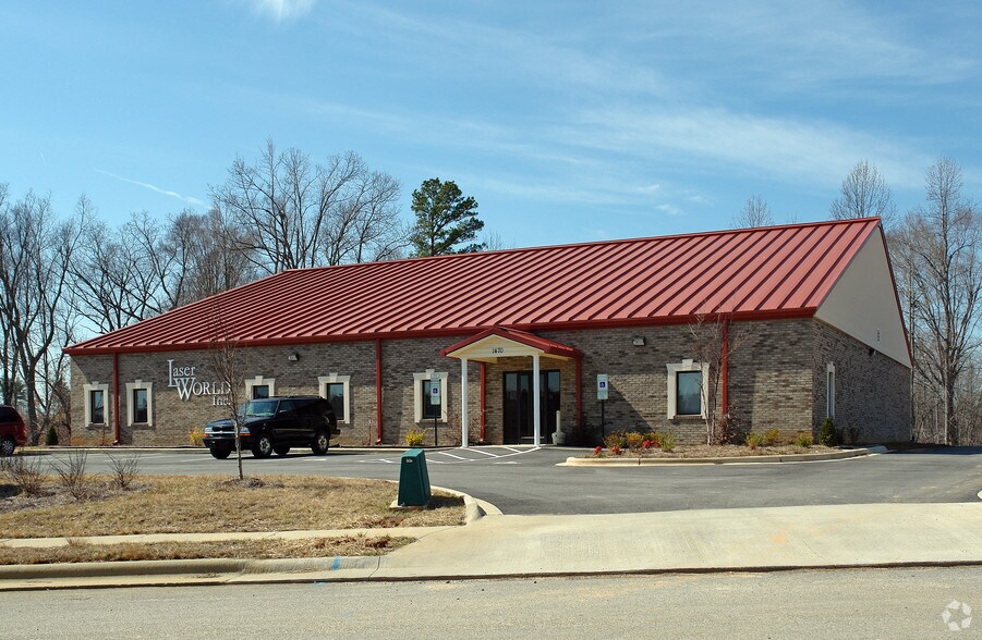 More Photos Of 1470 Hampton Plaza Dr, Kernersville Medical For Sale