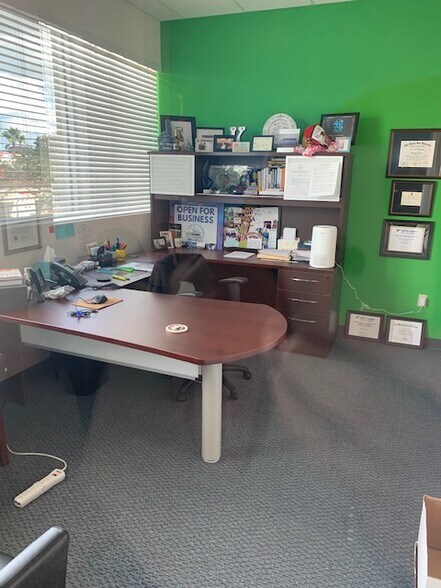 More Photos Of 701 S Howard Ave, Tampa Storefront Retail Office For Lease