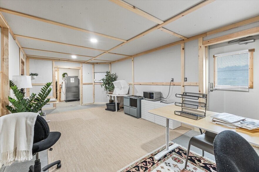 More Photos Of 241 Industrial Park Rd, Mountain City Warehouse For Sale