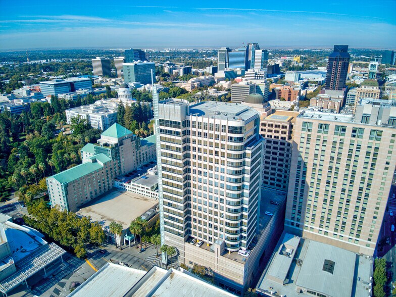 More Photos Of 1213-1215 K St, Sacramento Office Residential For Lease