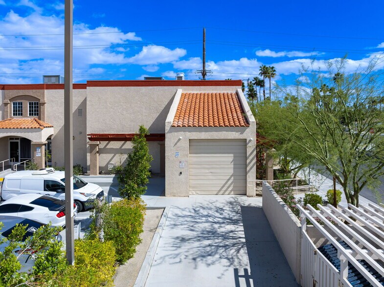 More Photos Of 32475 Date Palm Dr, Cathedral City Freestanding For Lease