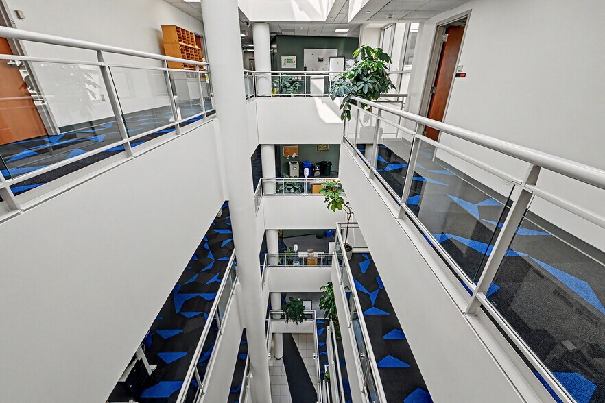 More Photos Of 500 White Plains Rd, Tarrytown Research And Development For Sale