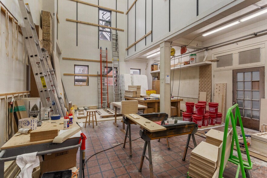 More Photos Of 112 W Hill St, Champaign Multifamily For Sale