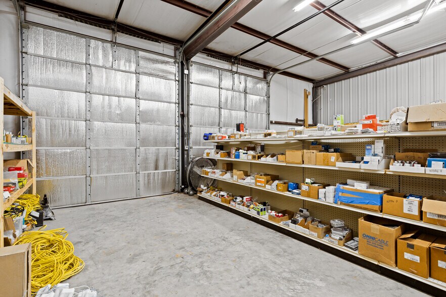 More Photos Of 3698 E Marshall Ave, Longview Warehouse For Sale