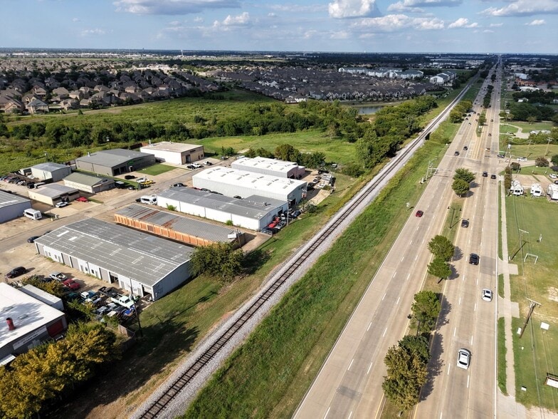 More Photos Of 6515 Industrial Dr, Sachse Unknown For Lease