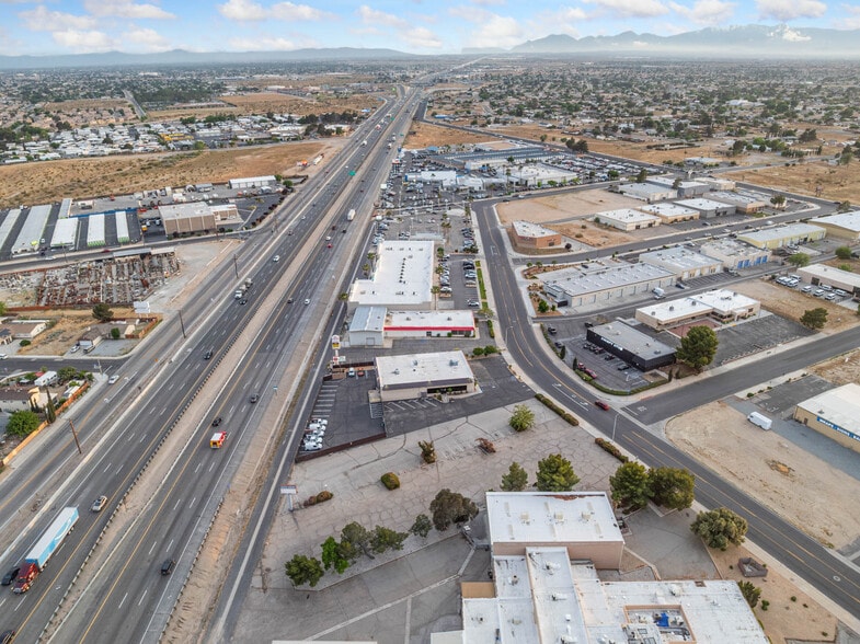 More Photos Of 13815 Park Ave, Victorville Warehouse For Lease