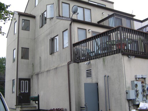 More Photos Of 558 Connecticut Ave, Norwalk Storefront Retail Residential For Sale