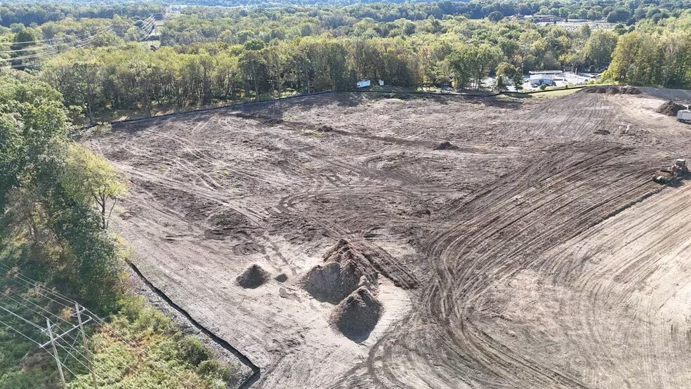 More Photos Of 120 Manunka Chunk Road, Belvidere Distribution For Lease