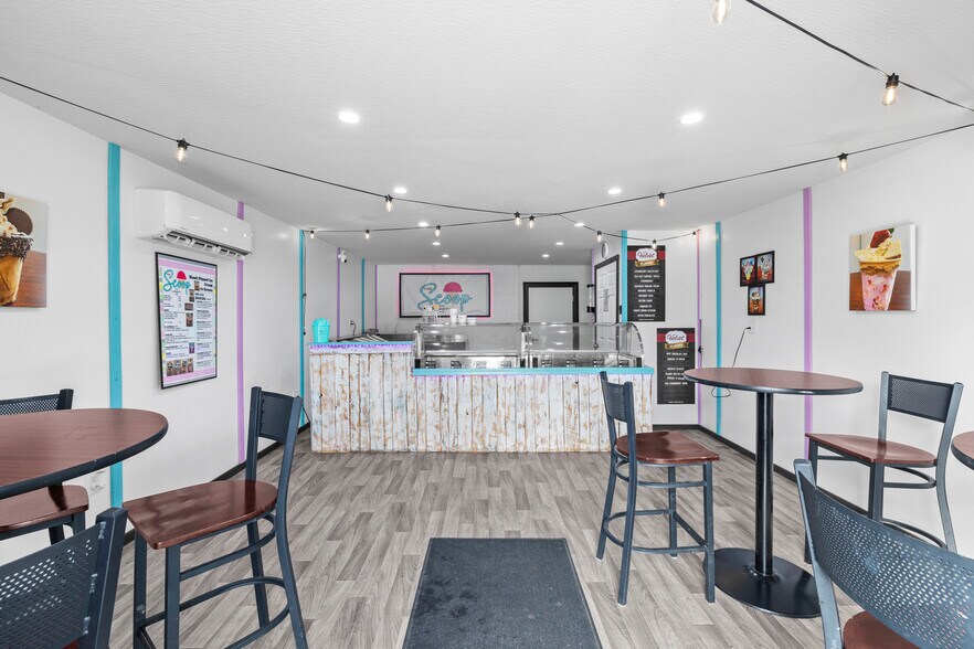 More Photos Of 51 N Liberty St, Alexandria Restaurant For Sale