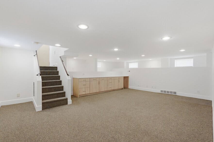 More Photos Of 2155 E 3300 S, Salt Lake City Medical For Lease