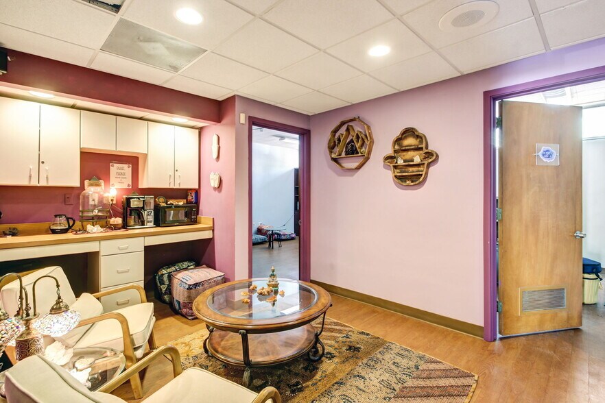 More Photos Of 1503 Oak St, Jacksonville Medical For Sale