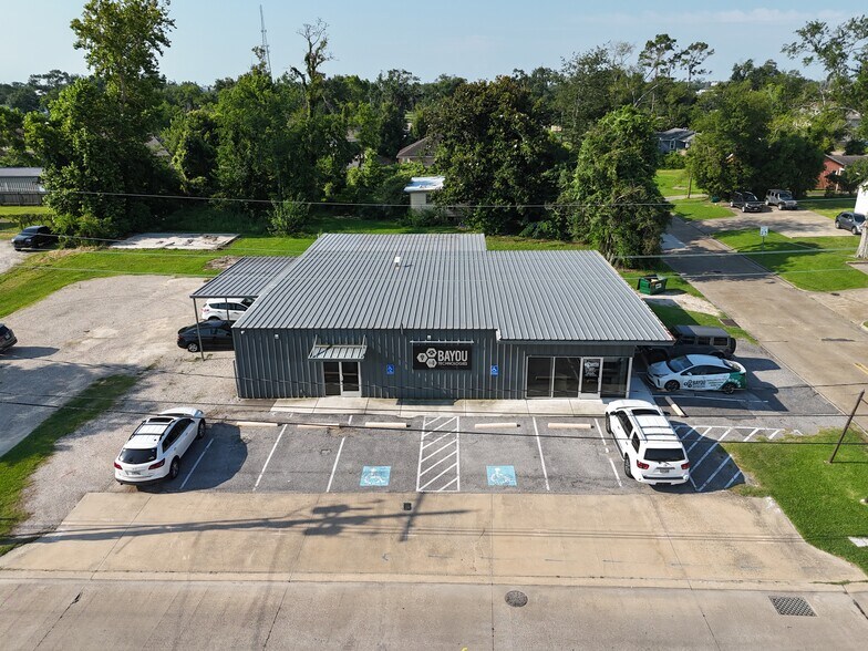 More Photos Of 430 Alamo St, Lake Charles Loft Creative Space For Sale