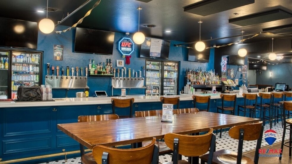 More Photos Of 5201 S Douglas Hwy, Gillette Bar For Sale