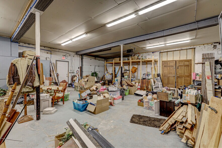 More Photos Of 1700 W Wisconsin Ave, Appleton Freestanding For Sale