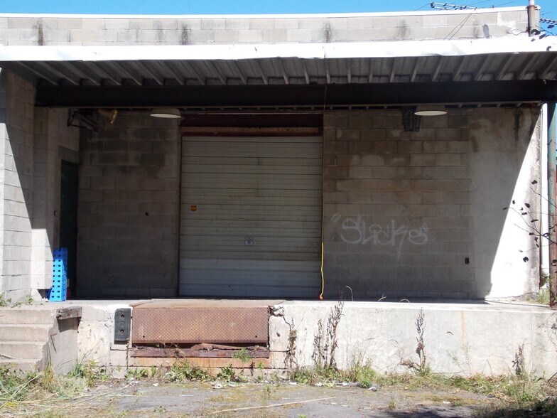 More Photos Of 1712 ROUTE 940, Pocono Lake Storefront Retail Office For Lease