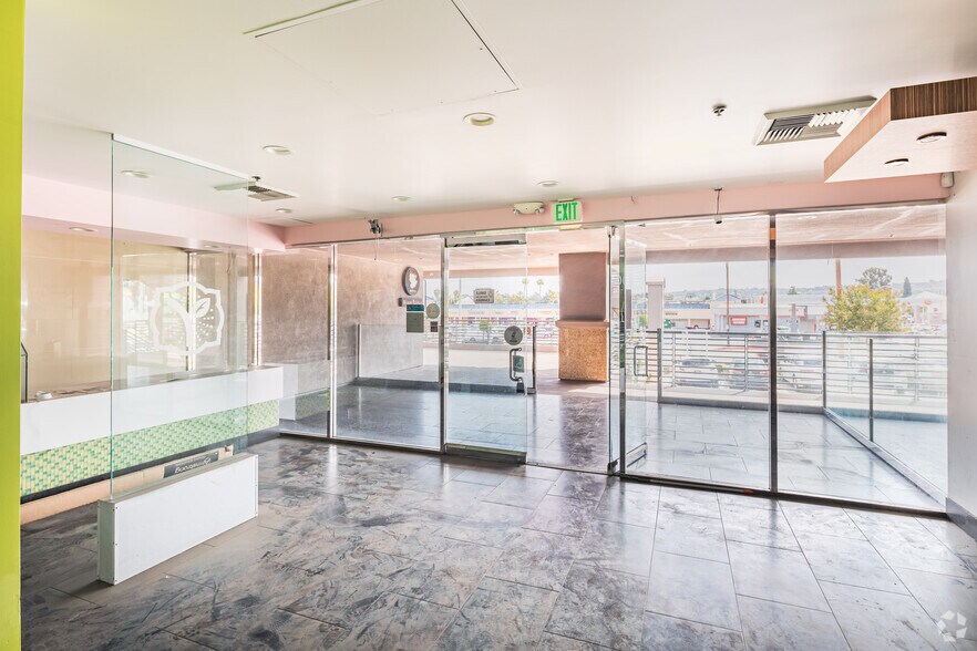 More Photos Of 18253 Colima Rd, Rowland Heights Storefront Retail Office For Lease