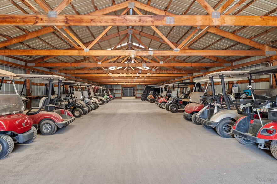 More Photos Of 4552 Gilliland Dr, Kimball Restaurant For Sale