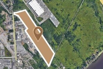 More Photos Of 1548 Montée Masson, Laval Distribution For Lease