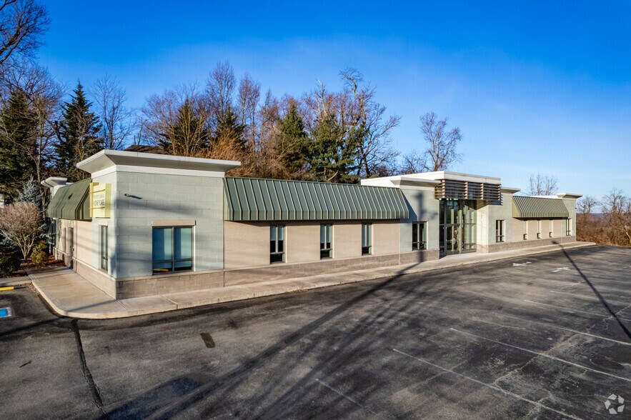 More Photos Of 419 Coyle Curtain Rd, Monongahela Medical For Sale