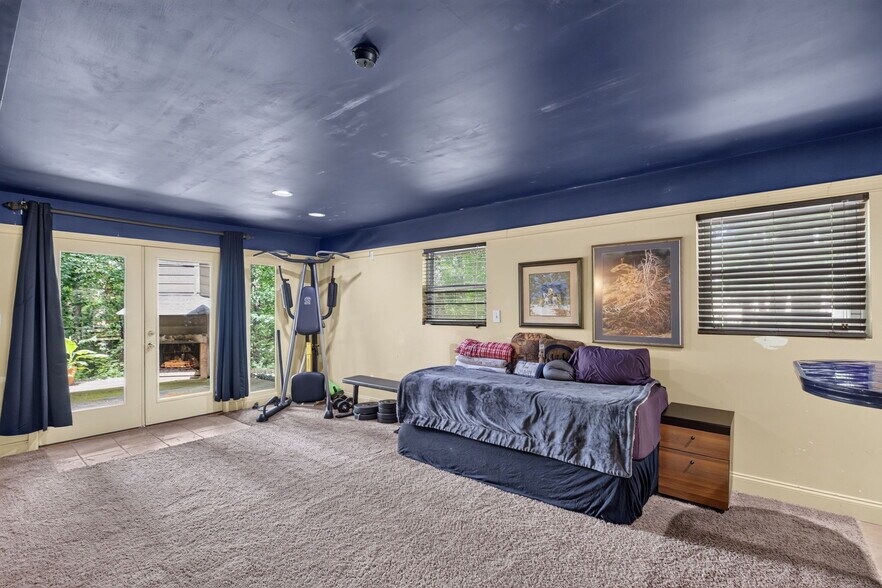 More Photos Of 3343 Dogwood Ln NW, Acworth Flex For Sale