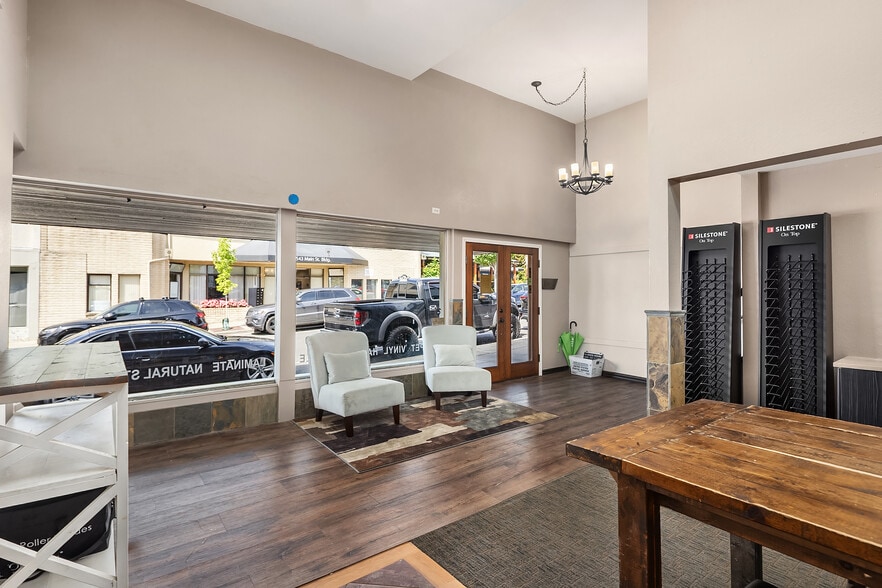 More Photos Of 542 Main St, Edmonds Freestanding For Sale