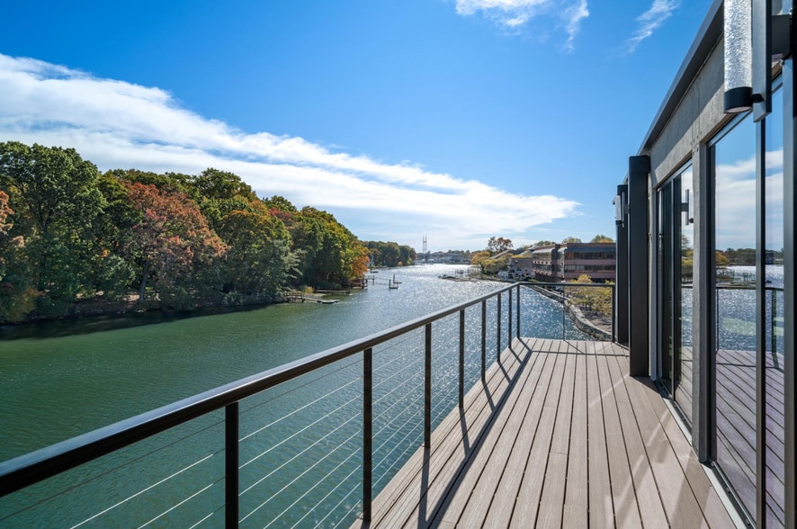 More Photos Of 257 Riverside Ave, Westport Unknown For Lease