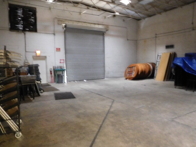 More Photos Of 317 NE 35th Ave, Gainesville Industrial For Sale