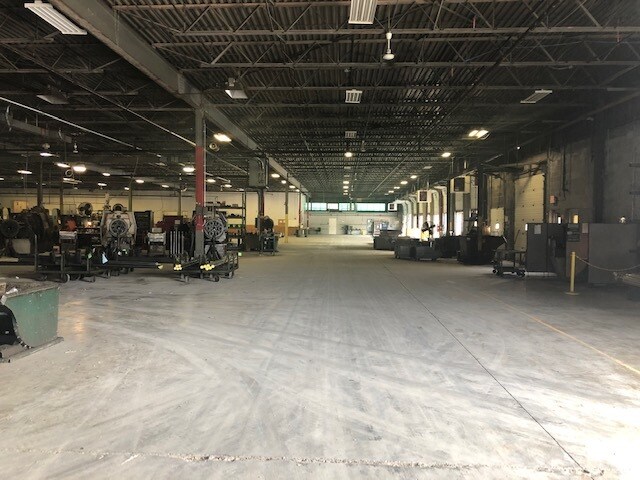 More Photos Of 3405 Board Rd, York Warehouse For Lease