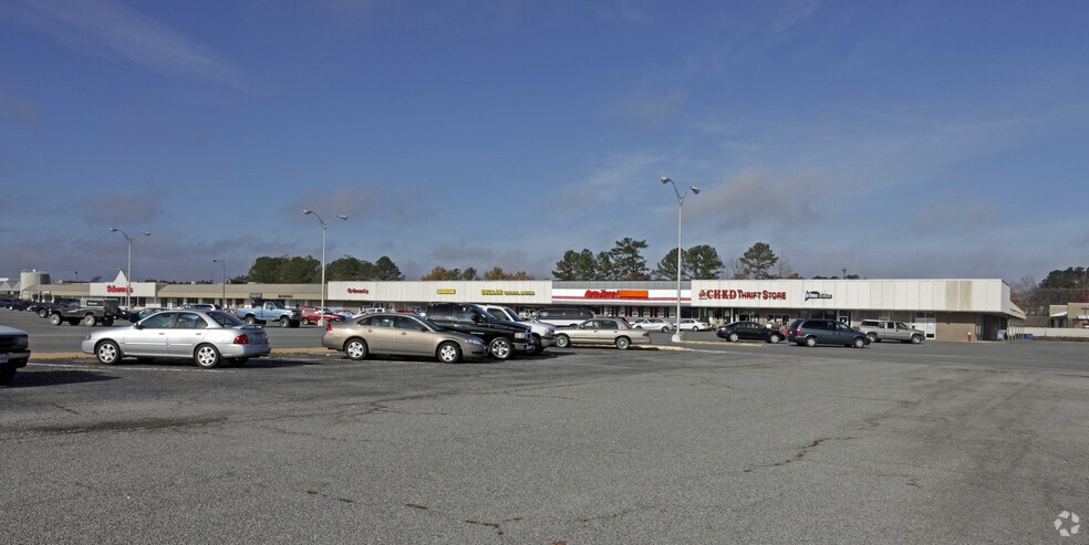 More Photos Of 1100 Armory Dr, Franklin Unknown For Lease