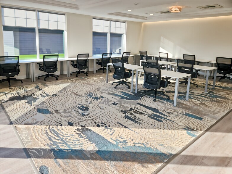 More Photos Of 1274 Osgood St, North Andover Coworking Space