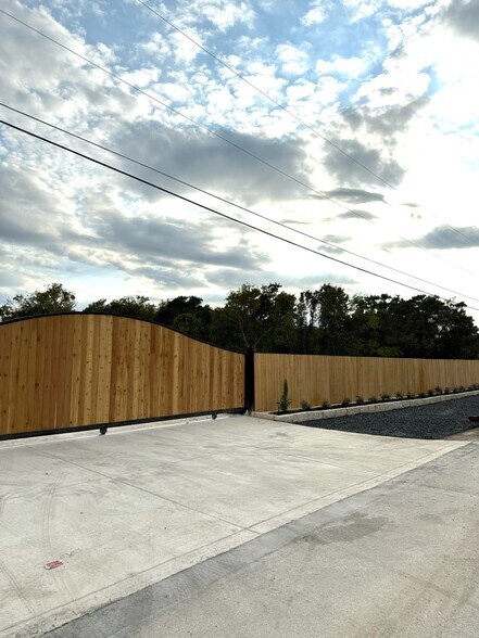 More Photos Of 9602 Dewberry Path, Boerne Land For Lease