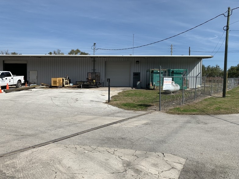 More Photos Of 1726-1734 N Magnolia Ave, Ocala General Retail For Sale
