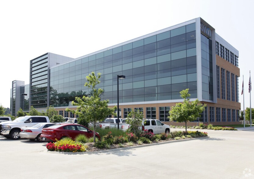 More Photos Of 1000 Southwestern Energy Dr, Conway Office For Lease