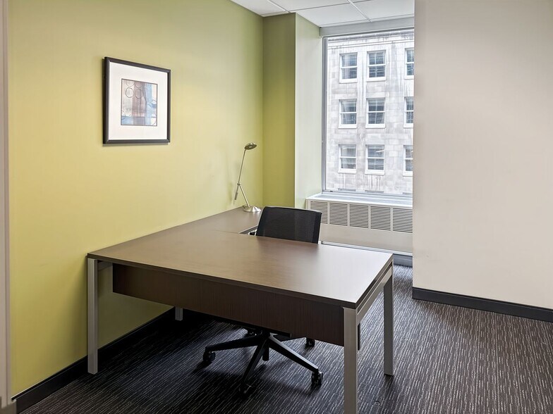 More Photos Of 111 W Jackson Blvd, Chicago Coworking Space