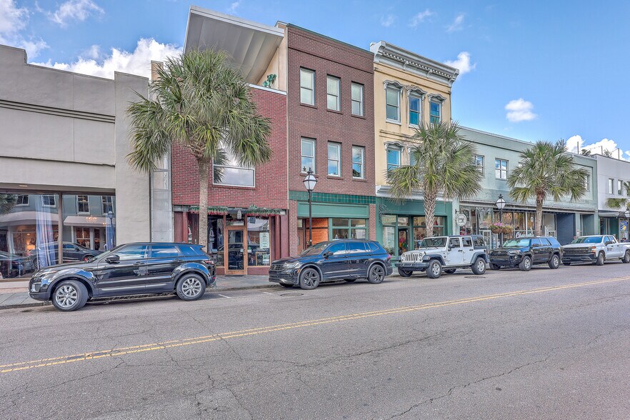 More Photos Of 487 King St, Charleston Loft Creative Space For Sale