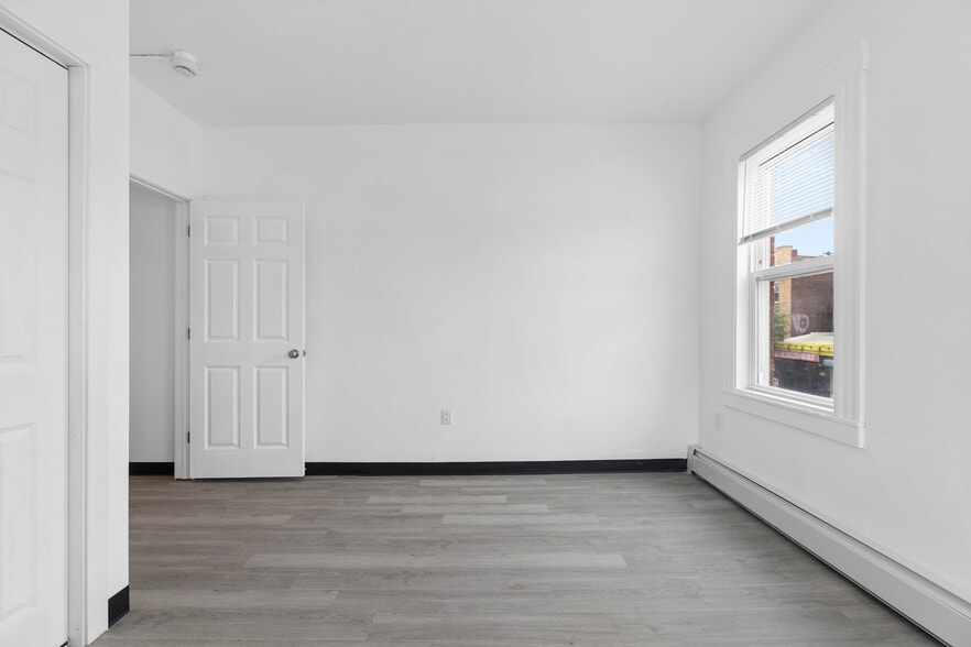 More Photos Of 648-658 Park St, Hartford Apartments For Sale
