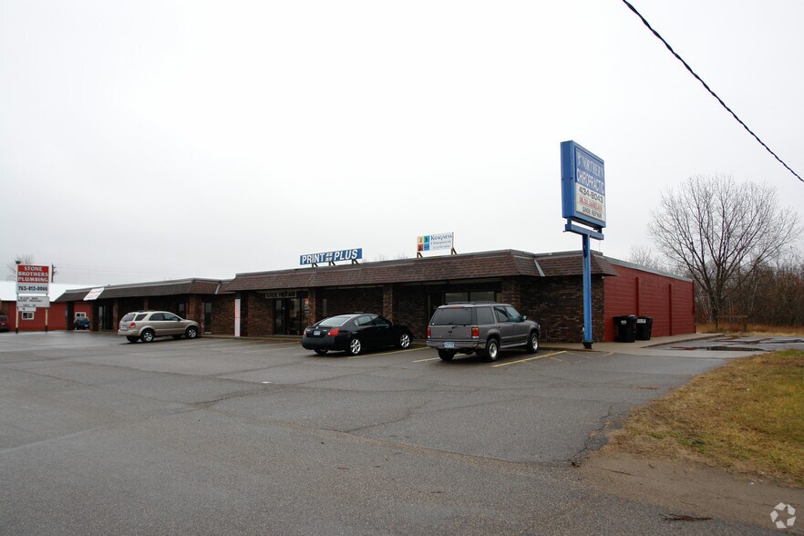 More Photos Of 18505-18511 NE Highway 65, East Bethel Freestanding For Sale