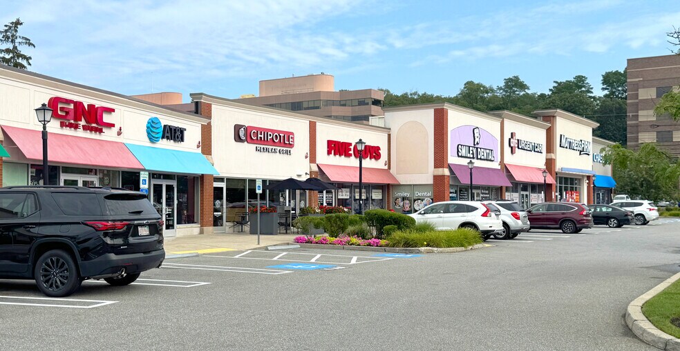 More Photos Of 1006-1036 Main St, Waltham Unknown For Lease