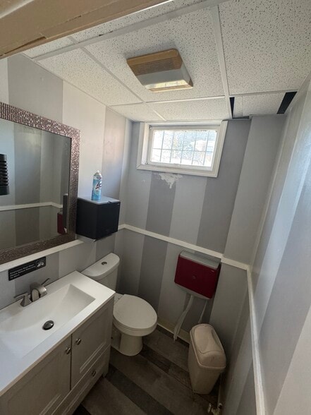 More Photos Of 1126 Northampton St, Easton Storefront Retail Residential For Sale