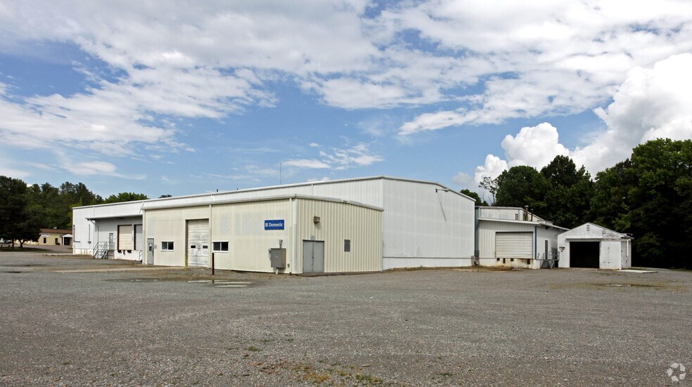 More Photos Of 8433 Erle Rd, Mechanicsville Warehouse For Sale