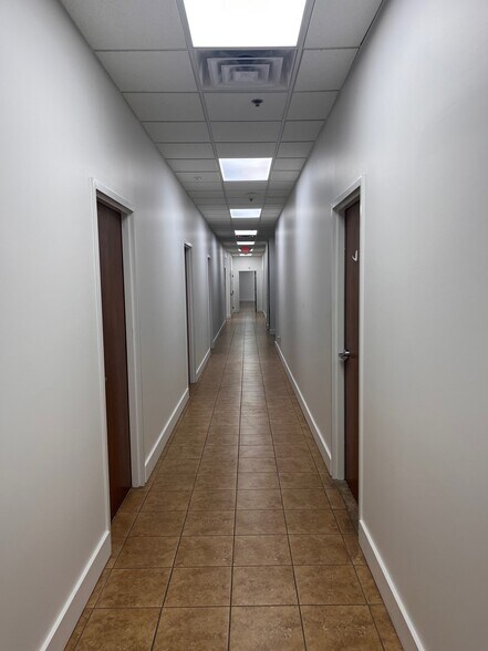 More Photos Of 227-229 Arnold Mill Rd, Woodstock Light Distribution For Lease