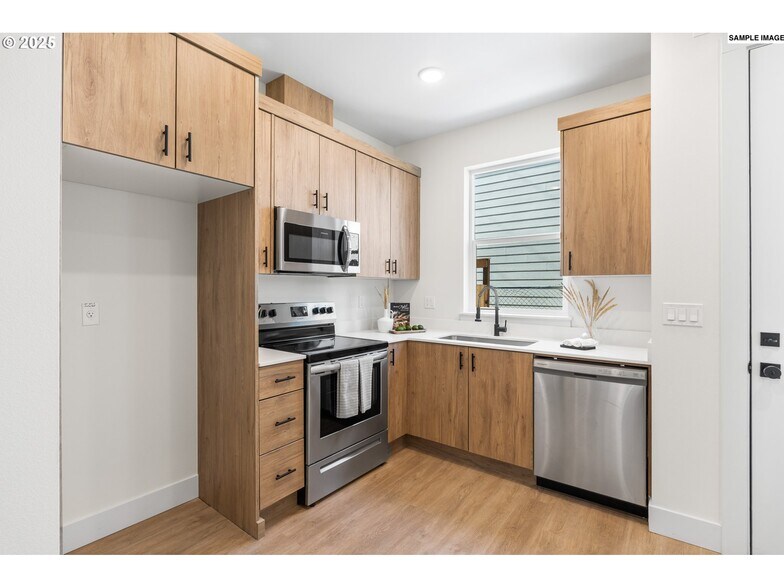 More Photos Of , Portland Multifamily For Sale