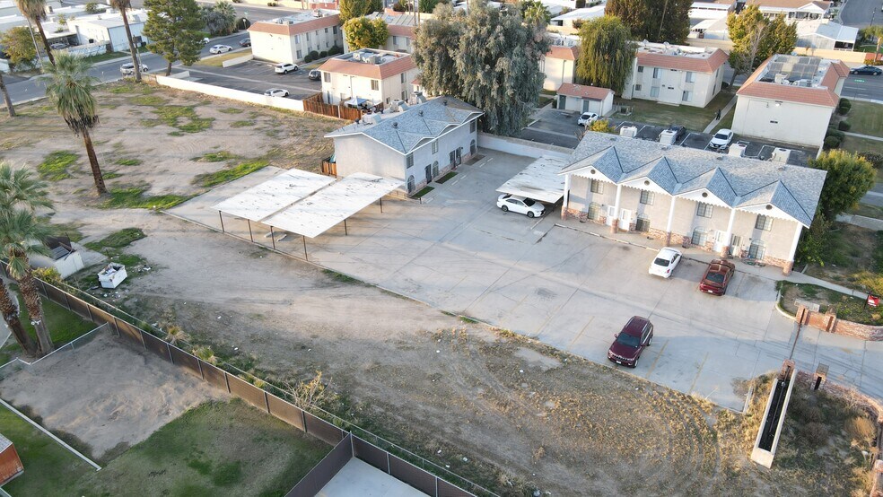 More Photos Of 4023 O St, Bakersfield Apartments For Sale
