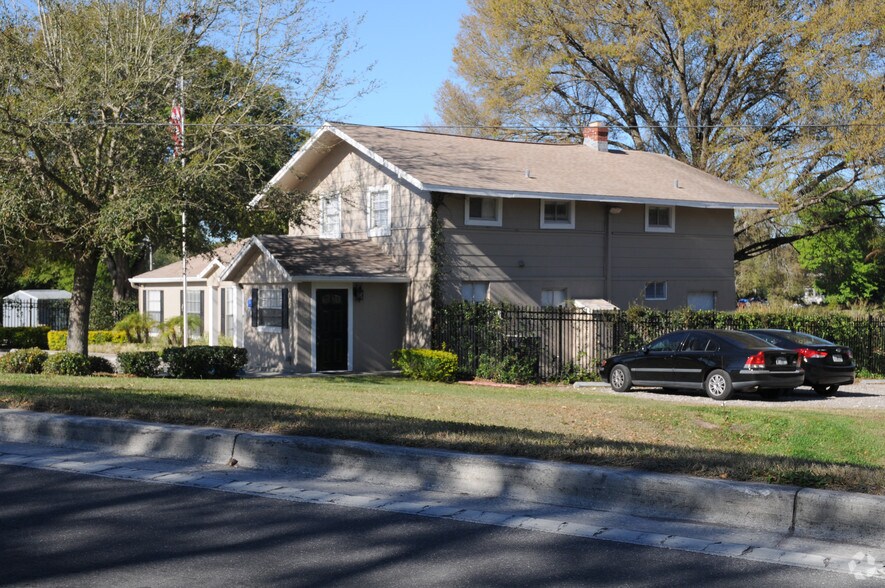 More Photos Of 9312 N Armenia Ave, Tampa Office Residential For Sale